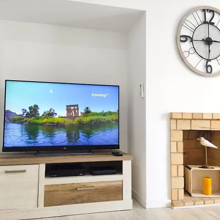 Belle Apartement Near By Marina By Becherish * וילהמורה